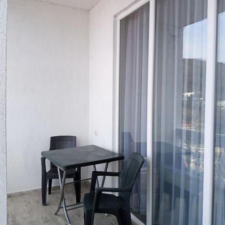 Geno Guest House Kwariati Exterior foto