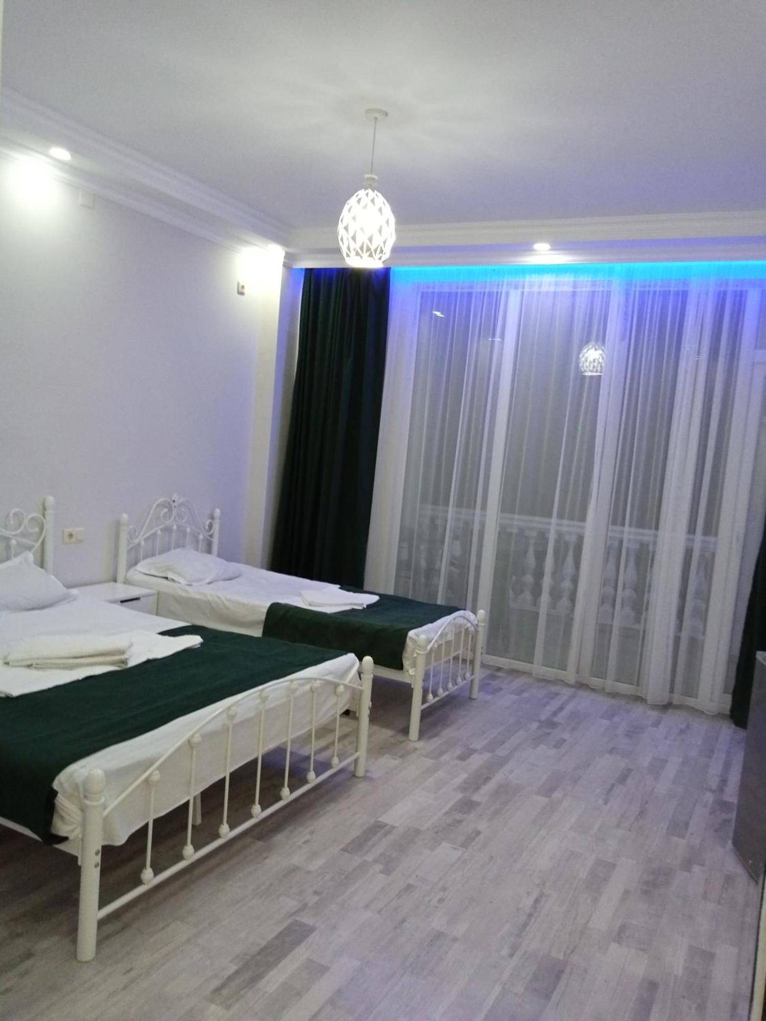 Geno Guest House Kwariati Exterior foto